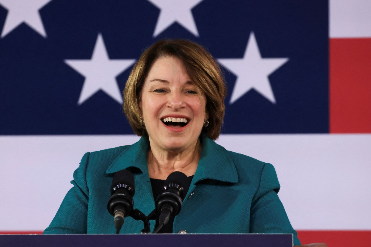 Klobuchar Leads by Twenty Points In Minnesota Gubernational Race
