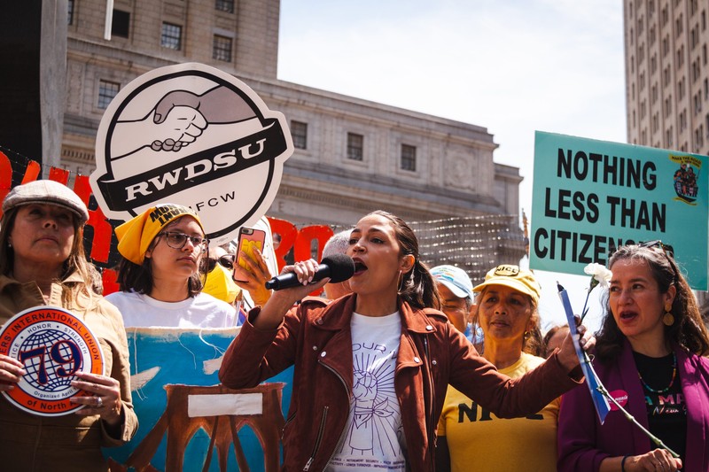 The Democratic Party's Midterm Woes